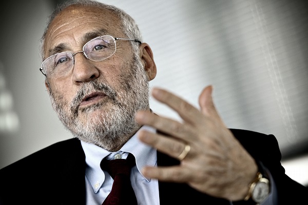 Joseph Stiglitz banco central economia