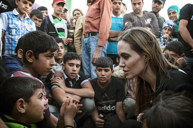 angelina jolie campo refugiados síria iraque