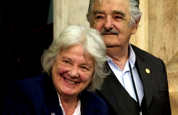 Lucía Topolansky mujica uruguai feminismo política