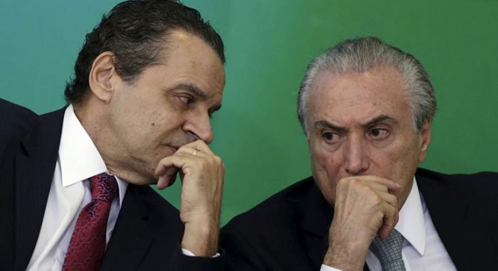 Resultado de imagem para foto de henrique e temer