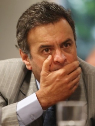 Aécio neves bafômetro blitz tucanos