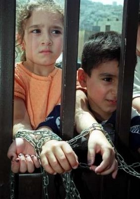 crianças palestinas