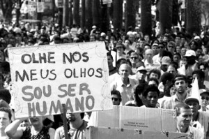 moradores rua espancados lapa sp