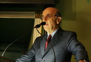 Serra censura silêncio prefeitura 2012