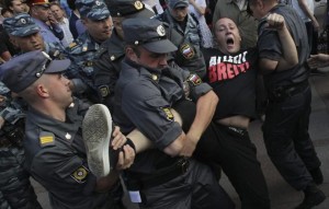 pussy riot manifestante