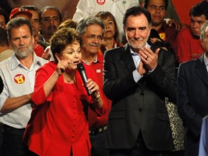 dilma rebate aécio patrus minas