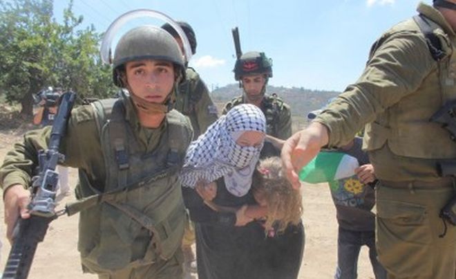 menina palestina mãe israel