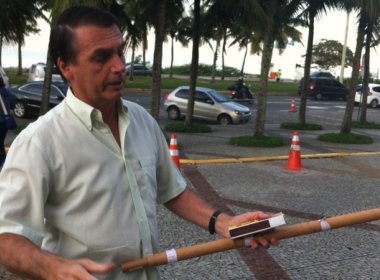 jair bolsonaro fogos itália