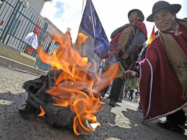 bolivianos morales frança bolívia avião