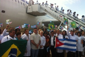 médicos cubanos no Brasil