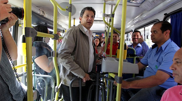 prefeito fernando haddad ônibus sp