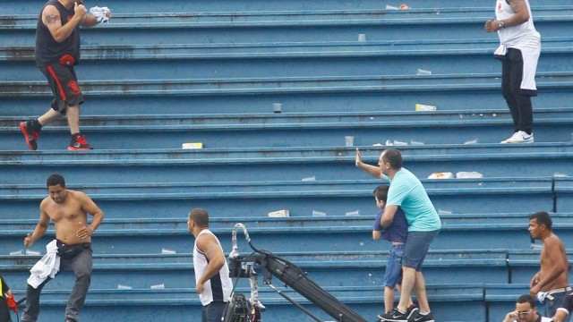 pai filho briga torcida vasco atlético