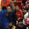 Jogador vítima de racismo parte para cima de torcedores racismo-basquete