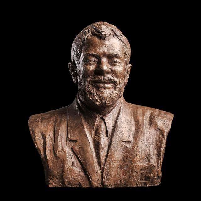 estátua bronze lula eua