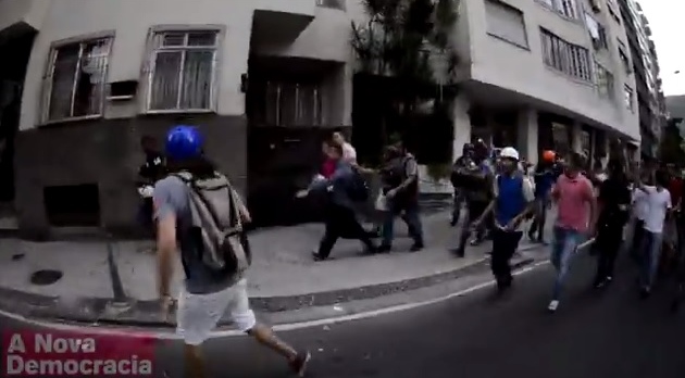 rede Globo é rechaçada em protesto rio de janeiro