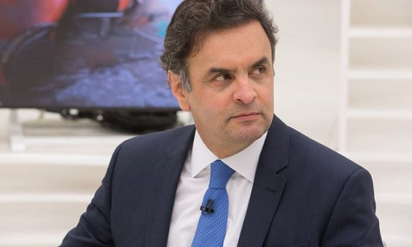 aécio neves roda viva