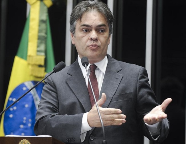 cássio cunha lima supersalário candidato a Governador