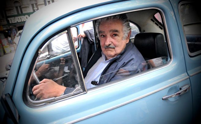 mujica salário fusca doações