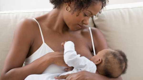 Amamentação está ligada a QI profissional bebê