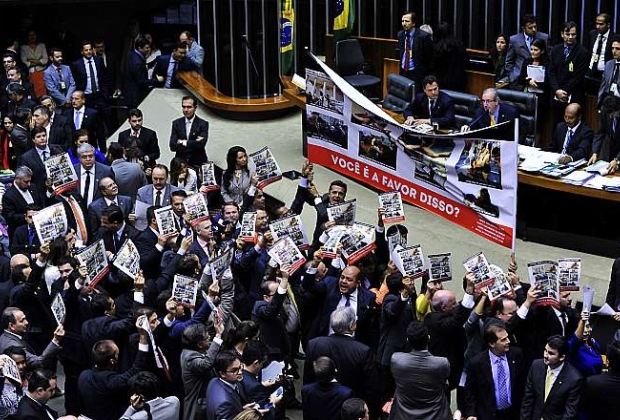 deputados pai nosso rezam câmara