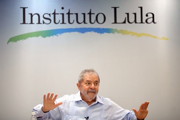 instituto lula bomba ataque