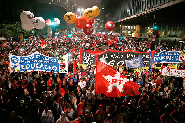 golpe impeachment manifestantes paulista