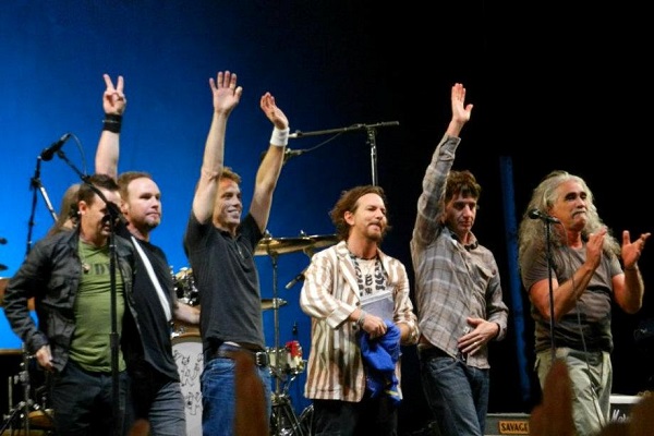 Pearl Jam Mariana Brasil tragédia
