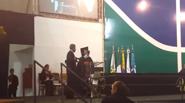 formatura na UnB marcelo estudante transexual negro discurso cotas