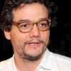 Wagner Moura critica wagner-moura-critica-circo-midiatico-promovido-pela-justica-brasileira