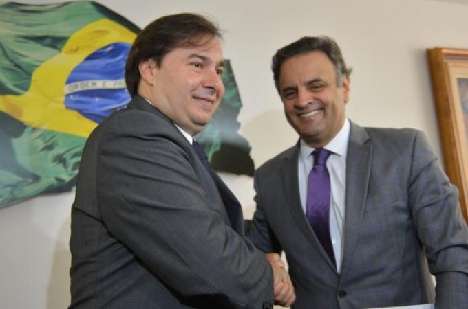 Rodrigo Maia Aécio Neves câmara