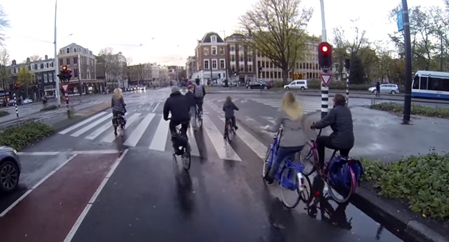 vídeo bicicleta ciclovia Amsterdã Holanda 