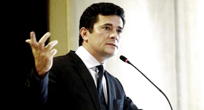 sérgio moro prega contrário lava jato