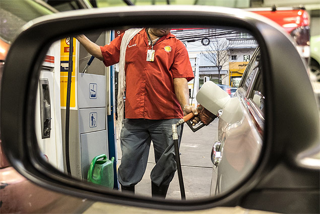Preço da gasolina aumenta no Brasil combustível