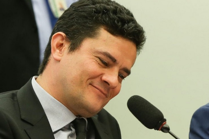 Sergio Moro advogado de Lula