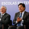 Governo pretende cortar bolsas de estudo de professores temer-mendonca-filho