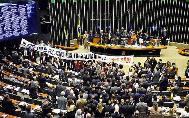 terceirização aprovada brasil deputados