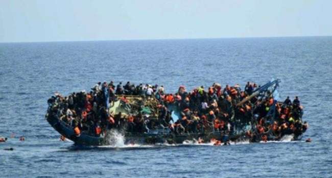 travessia imigrantes mediterrâneo europa inferno naufraga 