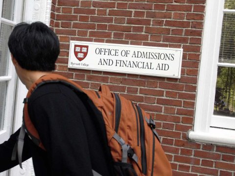 Harvard alunos calouros mensagens chocantes