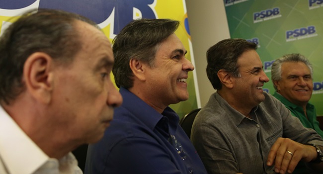 caciques tucanos reclamam ativismo judicial stf aécio neves 