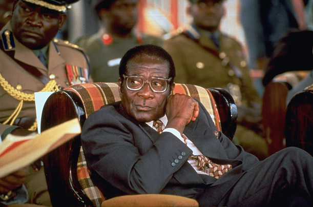 Mugabe presidencia poder Zimbábue