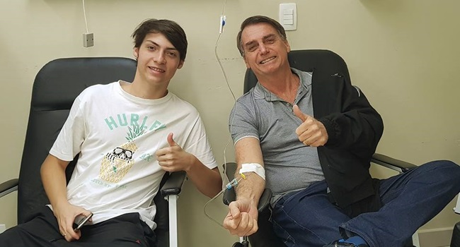 bolsonaro tenta emplacar filho Renan carreira política 