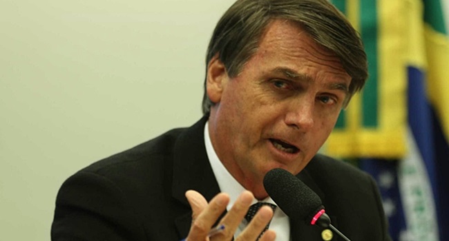 Jair Bolsonaro é um embuste direita perverso 