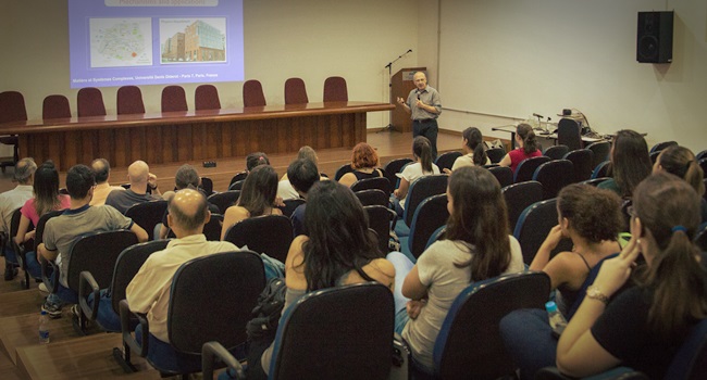 exército de Doutores desempregados no Brasil