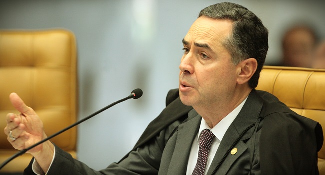 Luís Roberto Barroso faz no STF professor errado