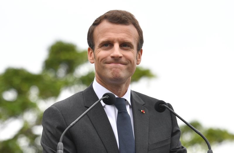 Emmanuel Macron esposa deliciosa