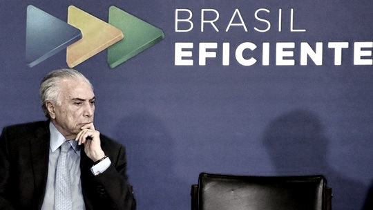 Brasil em Estado de Suspensão governo temer impopularidade desenvolvimento social 