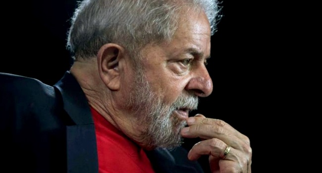 Folha de S.Paulo publica artigo inédito de Lula preso