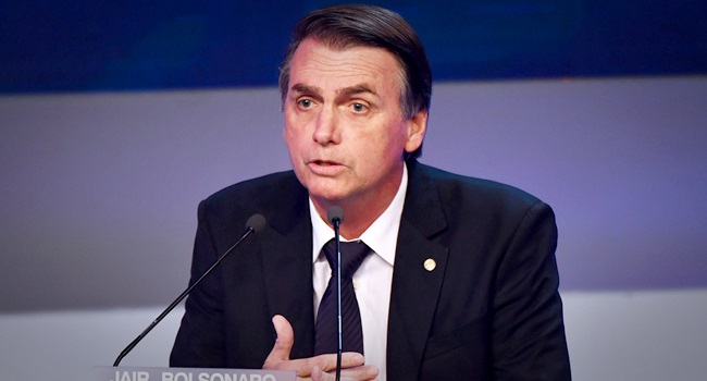 Bolsonaro entende público e o privado dinheiro funcionária fantasma 