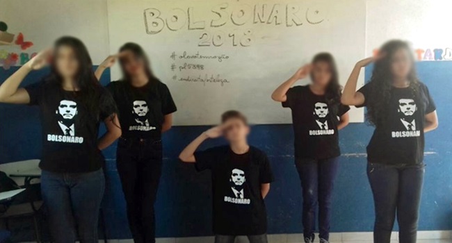 Adolescentes presas fáceis do discurso pró-Bolsonaro