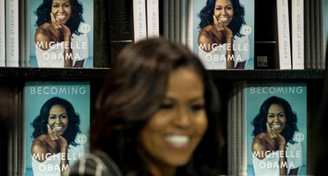 Livro Michelle Obama recorde de vendas eua literatura minha história 